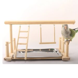Drewniany plac zabaw dla ptaków papug